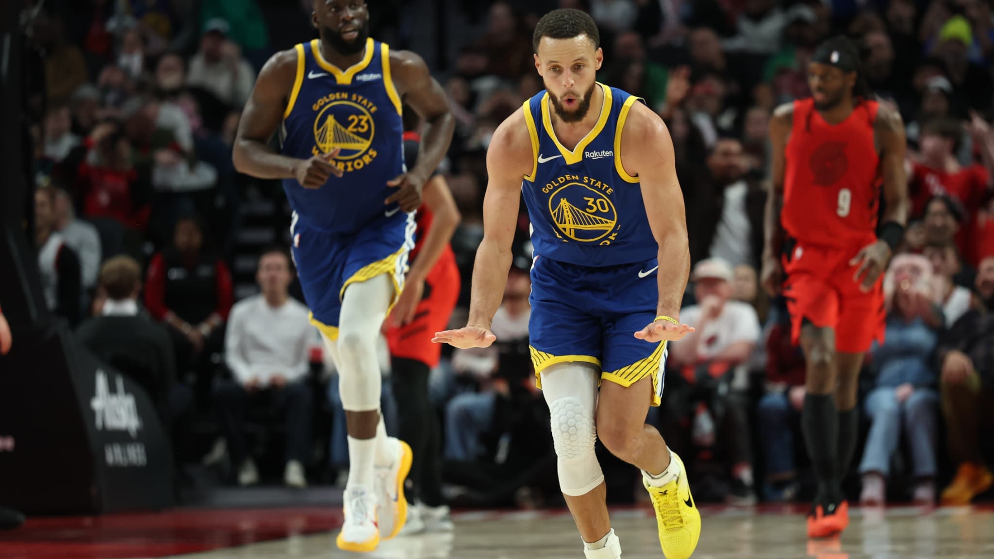 Curry flambe mais les Warriors sombrent : l'Amérique du sport-business