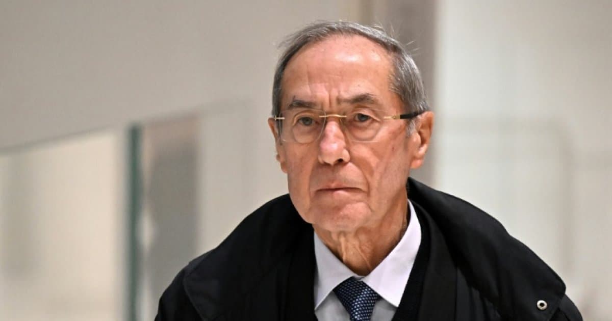 Sarkozy clame son innocence : le show continue au palais