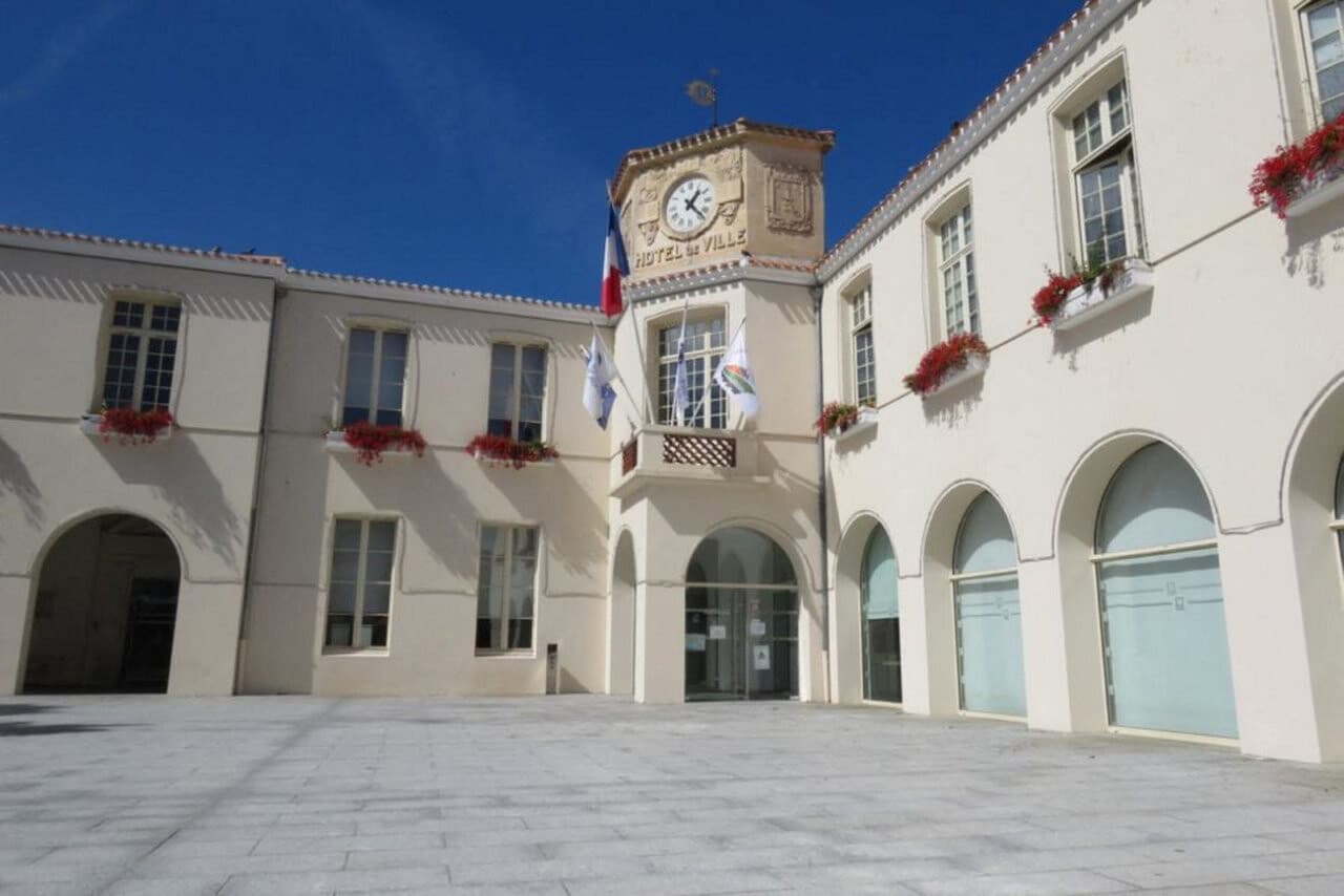 Sables-d'Olonne : la droite se disperse, la gauche implose