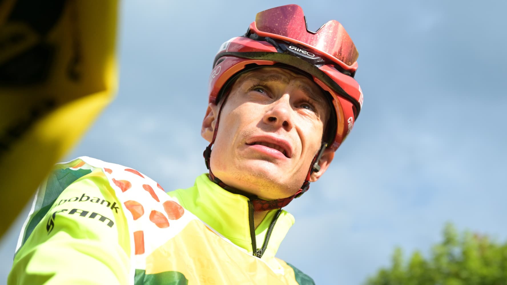 Tour de France 2026 : Vingegaard victime d’une moto woke ? Le cyclisme danois s’effondre