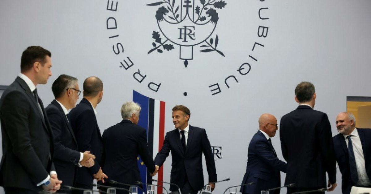 Macron convoque ses héritiers au bunker: la crise va durer, et c'est Nicolas qui paie